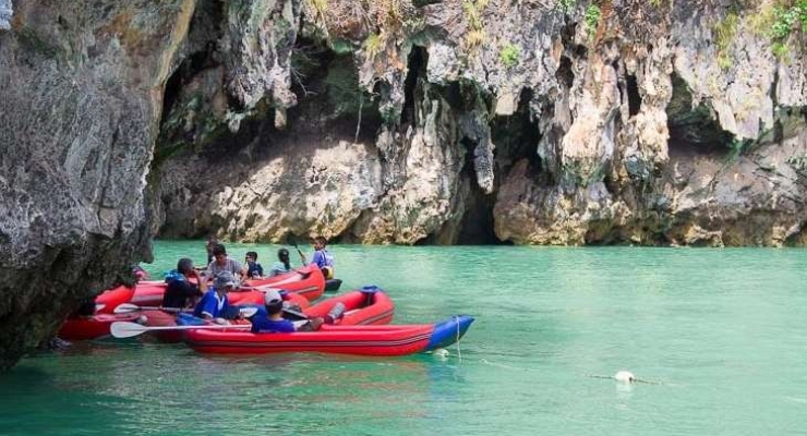 kayakken-james-bond-eiland-phuket