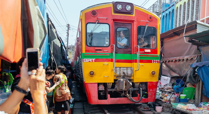 spoormarkt bangkok excursie